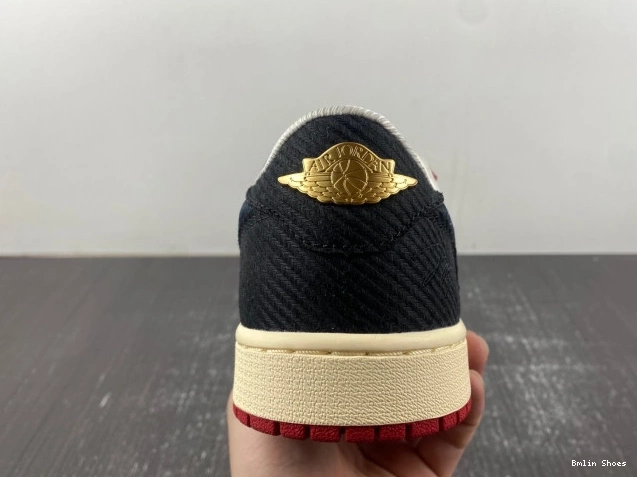 Bmlin Shoes Away 1 Low OG Air Trophy FN0432-100 Room x Jordan 0715